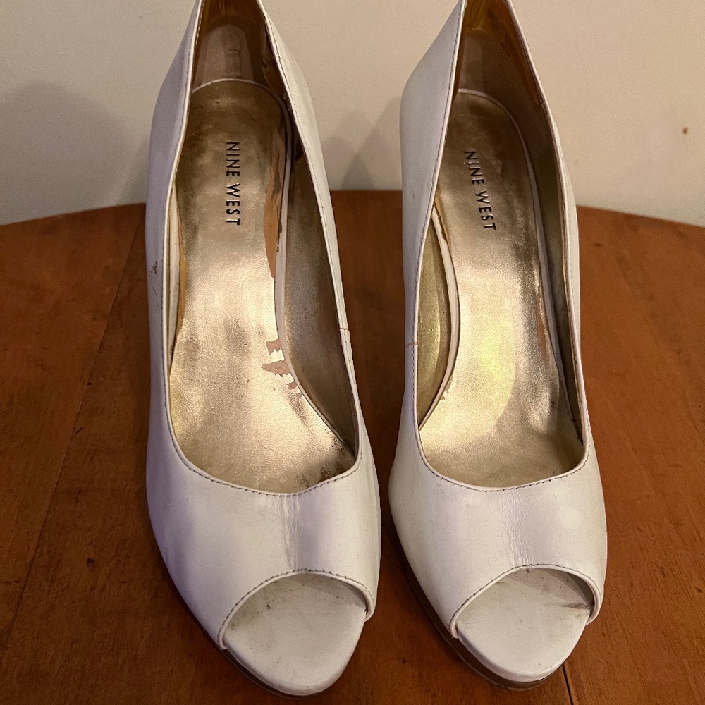 White Platform Pumps — Size 9– Nine West
